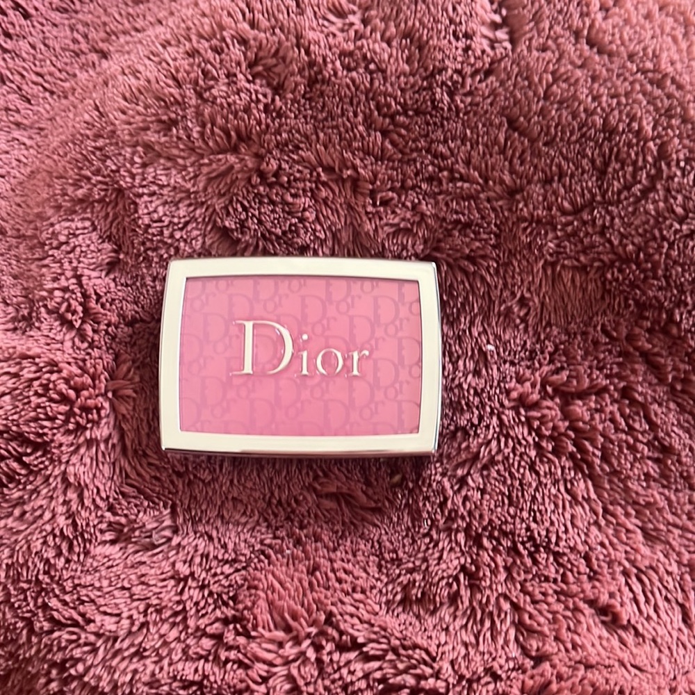 DIOR BACKSTAGE ROSY GLOW BLUSH